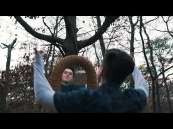 Video: Chris Miles - Objects In The Mirror